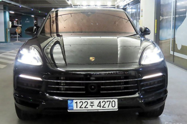 2022 Porsche Cayenne с пробегом 27 663 км