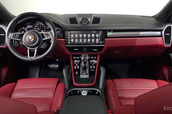 2023 Porsche Cayenne с пробегом 27 857 км