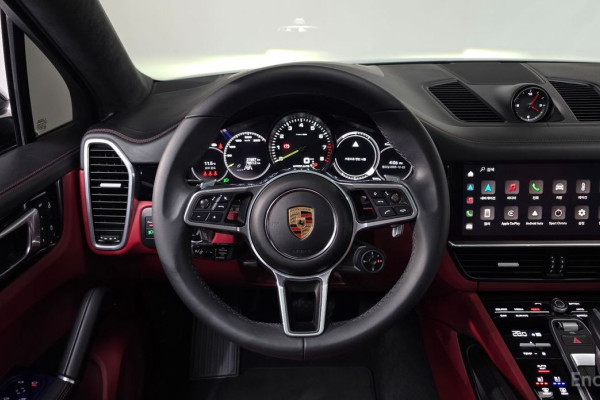 2023 Porsche Cayenne с пробегом 27 857 км