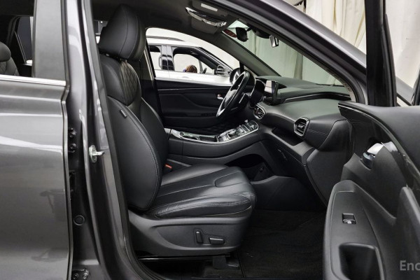 2021 Hyundai Santa Fe с пробегом 54 719 км
