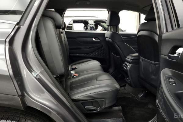 2021 Hyundai Santa Fe с пробегом 54 719 км