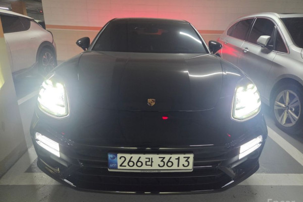 2022 Porsche Panamera с пробегом 29 500 км