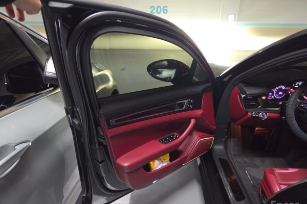 2022 Porsche Panamera с пробегом 29 500 км