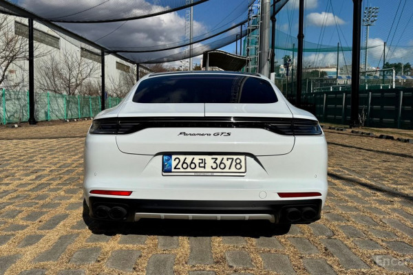 2022 Porsche Panamera с пробегом 61 600 км
