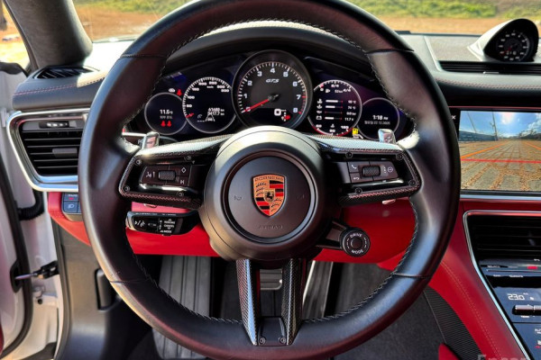 2022 Porsche Panamera с пробегом 61 600 км