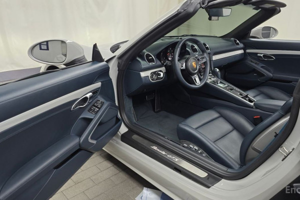 2021 Porsche 718 Spyder с пробегом 17 091 км