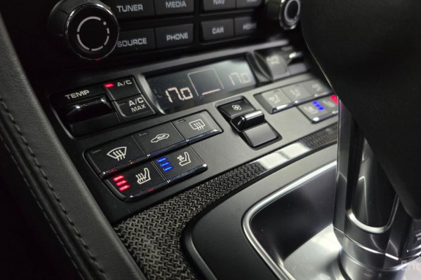 2023 Porsche 718 Spyder с пробегом 11 969 км