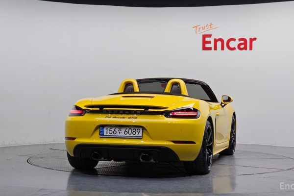 2021 Porsche 718 Spyder с пробегом 10 046 км