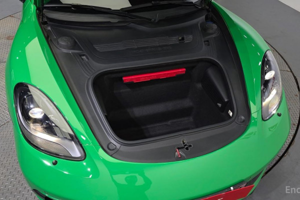 2023 Porsche 718 Spyder с пробегом 26 964 км