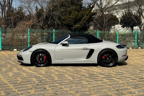 2021 Porsche 718 Spyder с пробегом 33 000 км