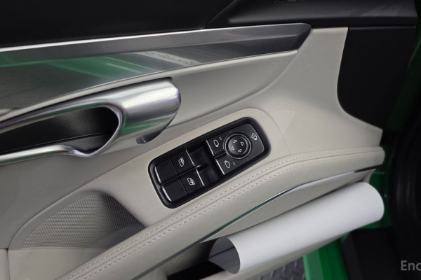 2023 Porsche 718 Spyder с пробегом 26 964 км