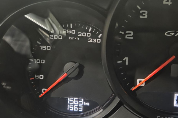 2023 Porsche 718 Spyder с пробегом 1 800 км