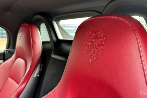 2021 Porsche 718 Spyder с пробегом 33 000 км