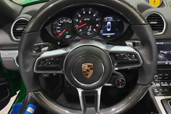 2023 Porsche 718 Spyder с пробегом 1 800 км