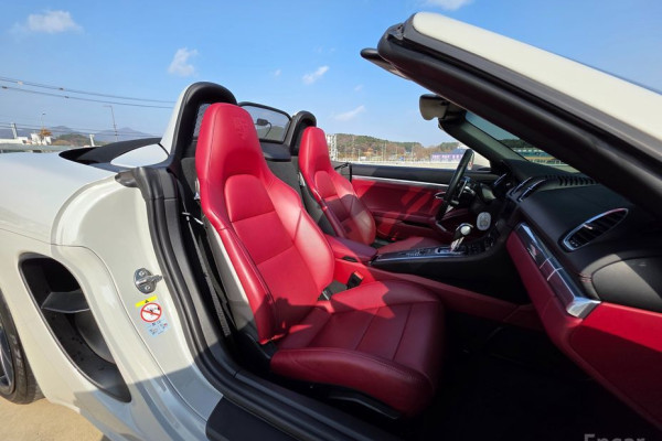 2022 Porsche 718 Spyder с пробегом 60 201 км