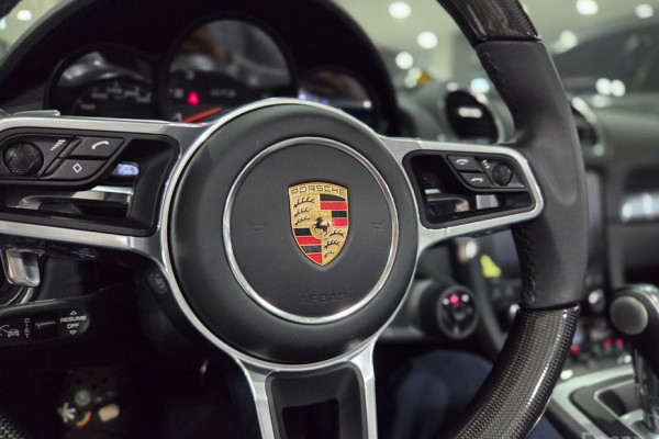 2023 Porsche 718 Spyder с пробегом 1 800 км