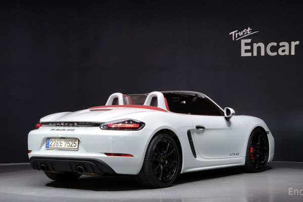 2022 Porsche 718 Spyder с пробегом 18 879 км