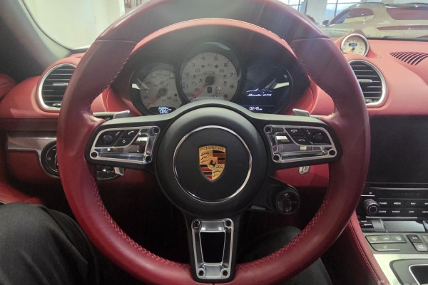 2022 Porsche 718 Spyder с пробегом 15 894 км