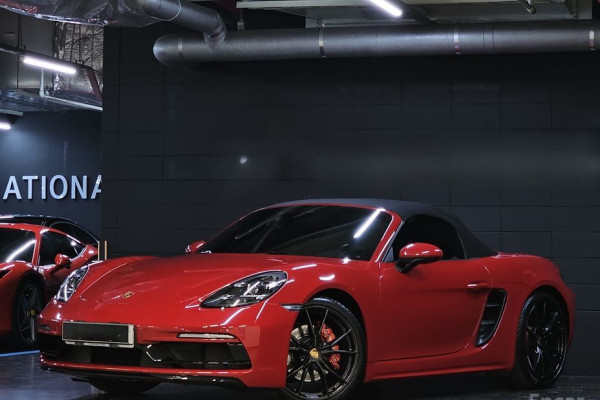 2022 Porsche 718 Spyder с пробегом 36 200 км