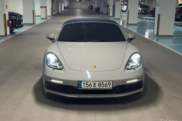 2021 Porsche 718 Spyder с пробегом 34 000 км