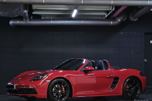 2022 Porsche 718 Spyder с пробегом 36 200 км