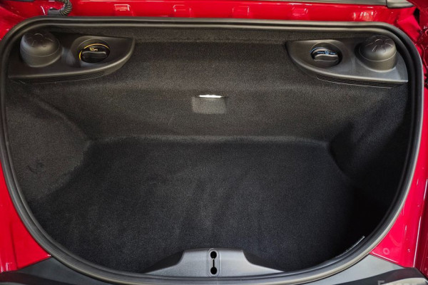 2022 Porsche 718 Spyder с пробегом 36 200 км