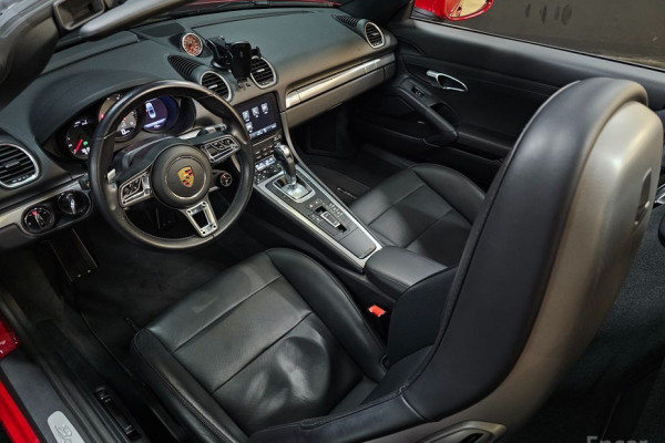 2022 Porsche 718 Spyder с пробегом 36 200 км