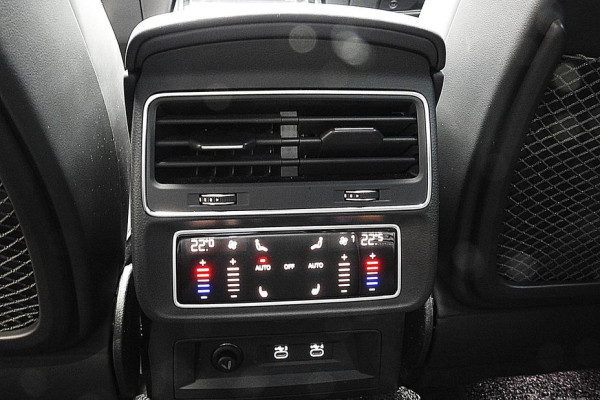 2021 Audi Q8 с пробегом 37 000 км