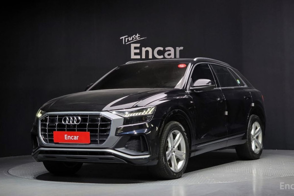 2021 Audi Q8 с пробегом 105 023 км