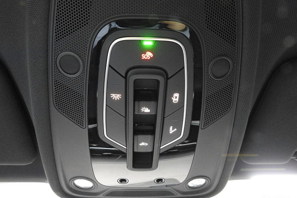 2021 Audi Q8 с пробегом 37 000 км