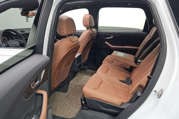 2021 Audi Q7 с пробегом 21 793 км