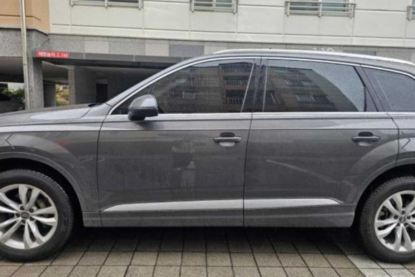 2019 Audi Q7 с пробегом 56 551 км
