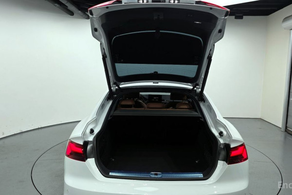 2023 Audi A5 с пробегом 21 513 км