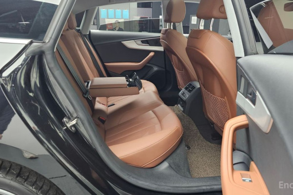 2023 Audi A5 с пробегом 30 832 км