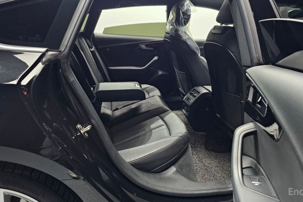 2021 Audi A5 с пробегом 89 345 км