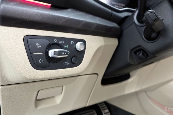 2023 Audi Q5 с пробегом 13 624 км