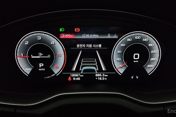 2023 Audi Q5 с пробегом 18 987 км