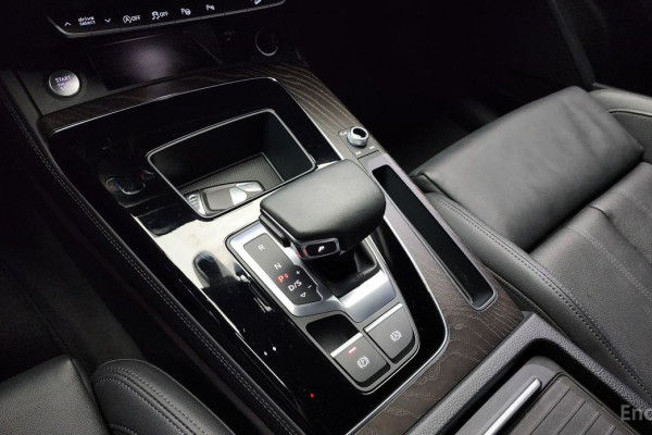 2023 Audi Q5 с пробегом 18 987 км