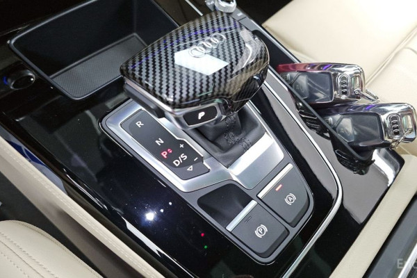 2024 Audi Q5 с пробегом 11 303 км