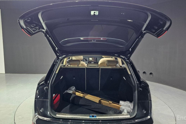 2021 Audi Q5 с пробегом 106 717 км