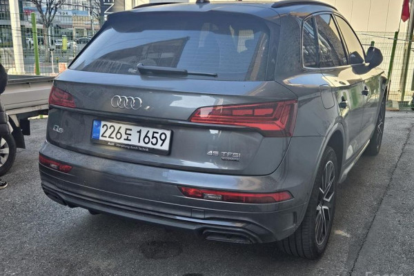 2024 Audi Q5 с пробегом 17 491 км