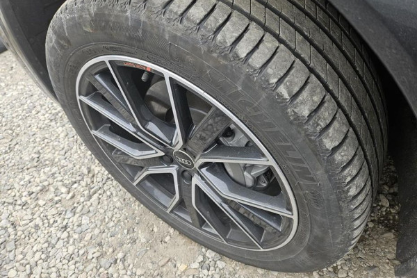 2024 Audi Q5 с пробегом 17 491 км