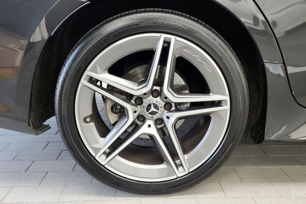 2022 Mercedes-Benz CLS с пробегом 100 408 км