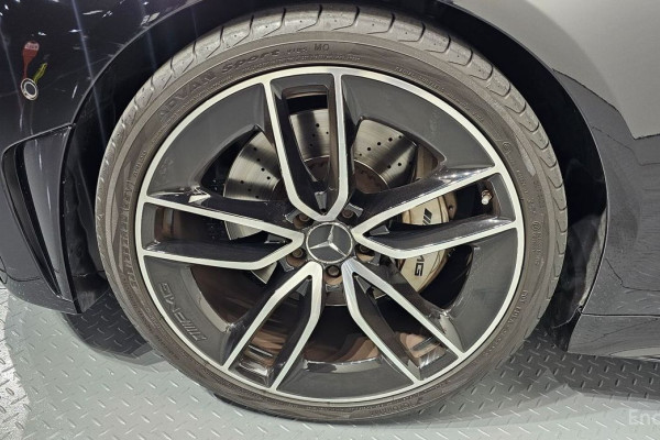 2023 Mercedes-Benz CLS с пробегом 33 485 км