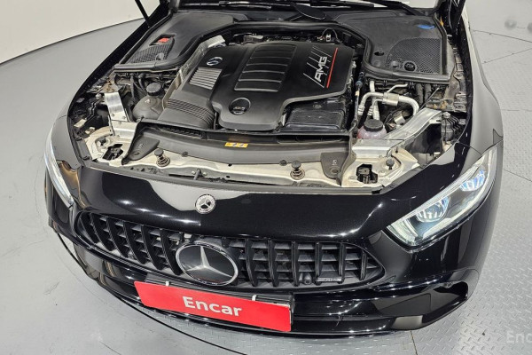 2023 Mercedes-Benz CLS с пробегом 33 485 км