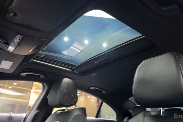 2022 Mercedes-Benz CLS с пробегом 104 345 км