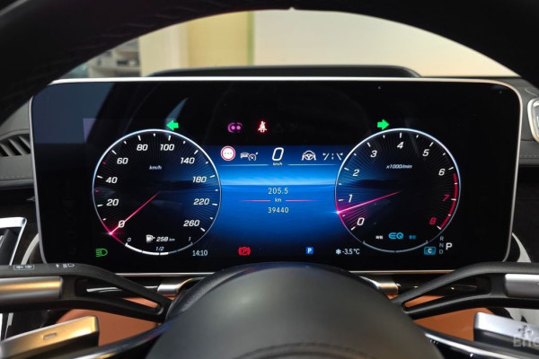 2022 Mercedes-Benz S-Класс с пробегом 39 440 км