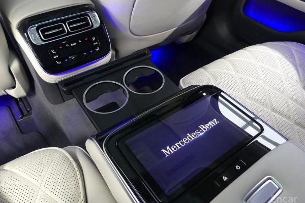 2023 Mercedes-Benz S-Класс с пробегом 41 800 км