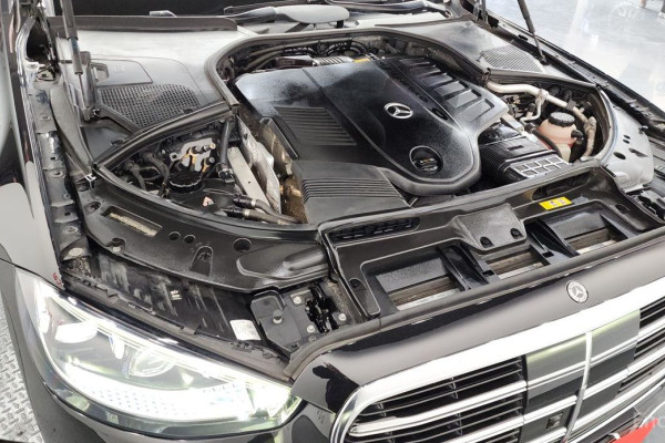 2022 Mercedes-Benz S-Класс с пробегом 65 523 км