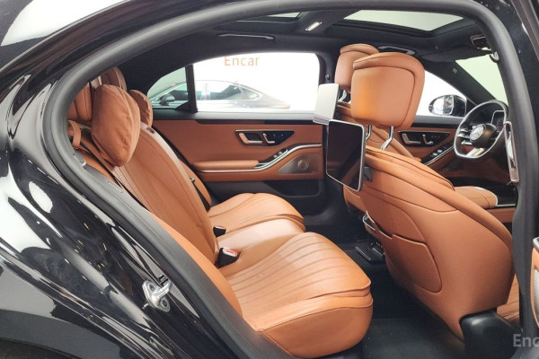 2022 Mercedes-Benz S-Класс с пробегом 65 523 км